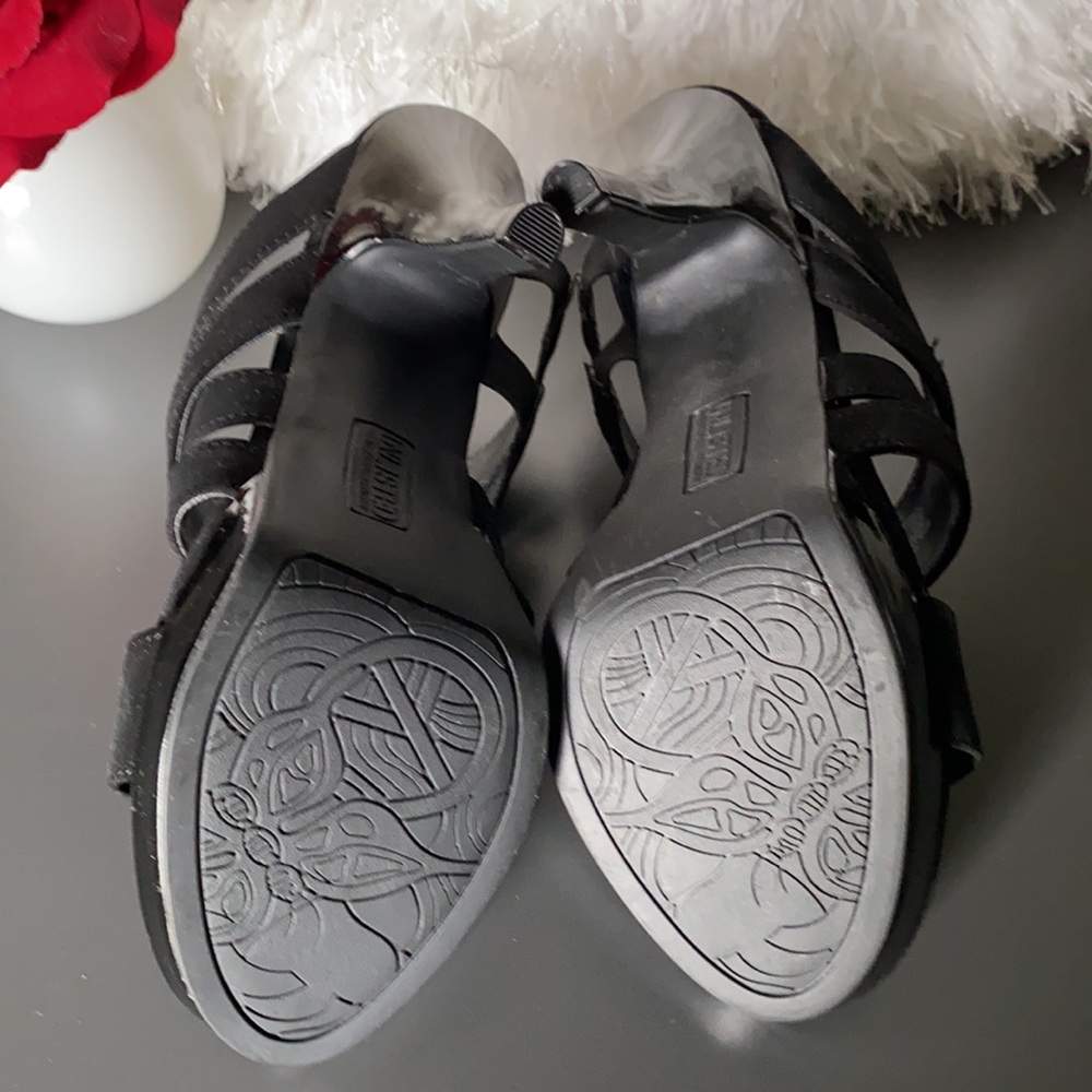 New Real Journey by Unlisted sandal - Picture 6 of 7